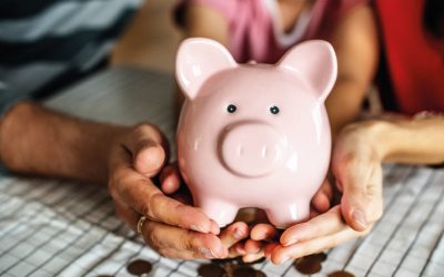 Famílias poupam cada vez mais