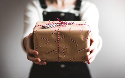 5 DICAS PARA POUPAR NOS PRESENTES DE NATAL